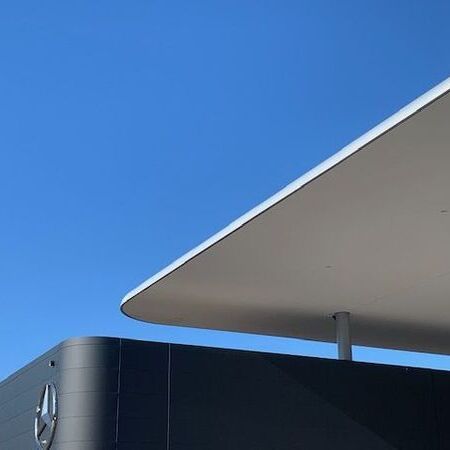 Rundecken für Dach Ausstellung Mercedes Ravensburg